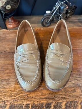 Lauren Ralph Lauren Beige Patent Leather Penny Loafers